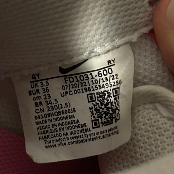 Nike Air Force 1s - Picture 7 of 7